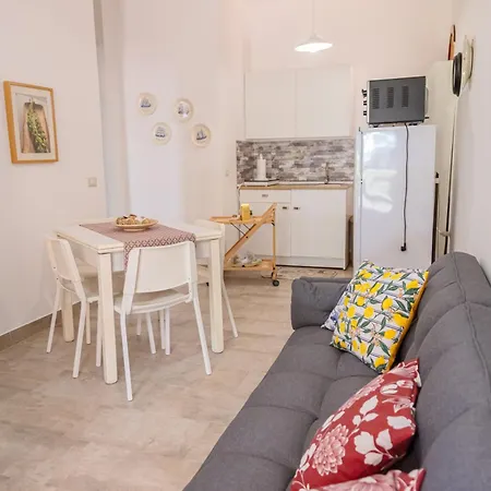 Ferienhaus Carmela 1